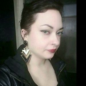 Meet your Posher, Jane